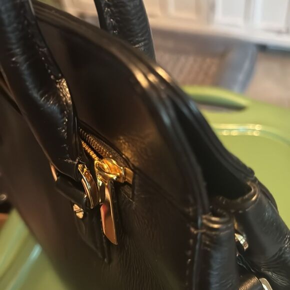 Michael Kors Black Classic Satchel - Picture 14 of 15